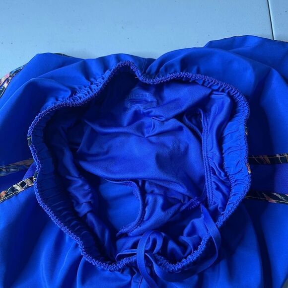 Nike Rare Tempo Running Shorts Small - Picture 3 of 3